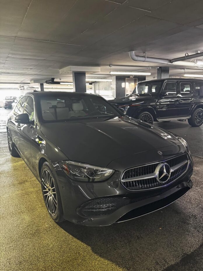 🔥 Successful delivery today! 2025 Mercedes-Benz C300 – another great deal locked in for a happy client. Looking for you…