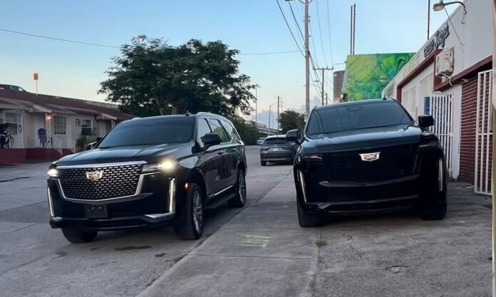 Chauffeur service available now #carrentalmiami #miami #carrental #follow #fortlauderdale #florida #miamirentals #fortla…