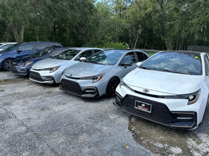 🚗 ¿Necesitas un carro en Orlando o Miami? ¡Nosotros te lo rentamos fácil, rápido y al mejor precio! 💥 🔑 Renta de auto…