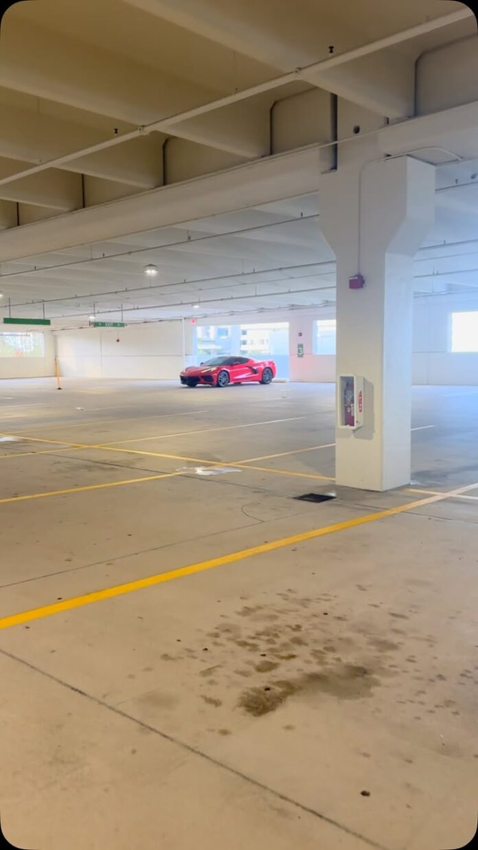 #drive3o5 #corvette #miamicars #carrentalinmiami #miamicar #drive3o5 #carrental #miamibeachcars #corvettes