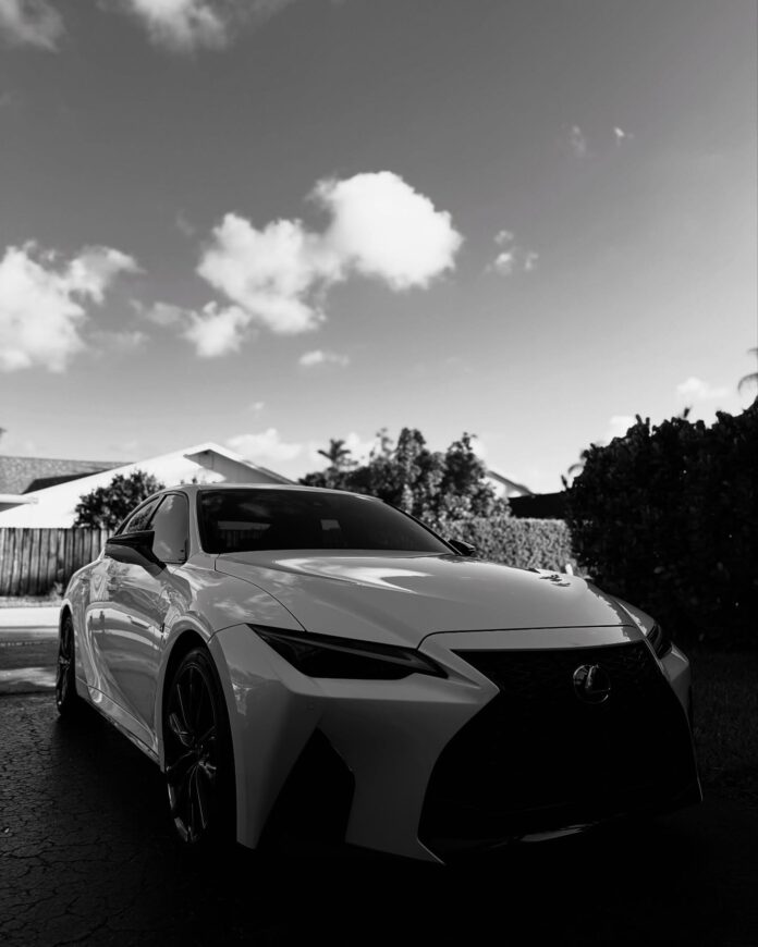 👀 • • • • #lexusfsport #lexus #is350 #is350fsport #lexusperformance #miami #miamicars #ladydriven #jdm #lexusfamily #le…