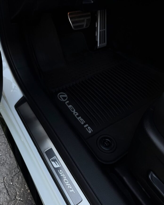 Gotta love the details. • • • • #lexusfsport #lexus #is350 #is350fsport #lexusperformance #miami #miamicars #ladydriven …