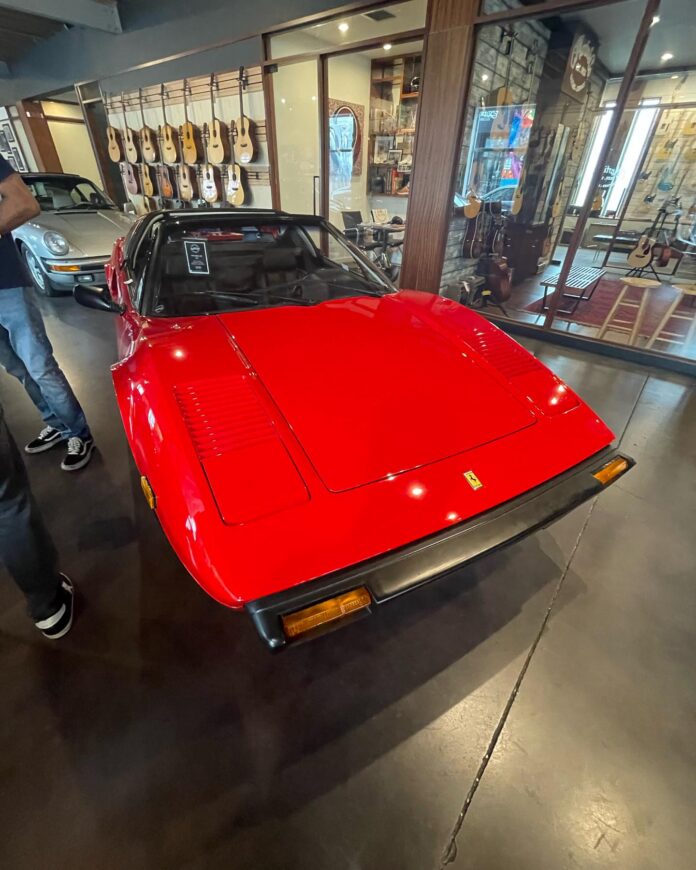 Mi Experiencia en Walt Grace Vintage #waltgracevintage #ferrari #coolbikes #retrocars #retrovechicles #miamicars #lambo