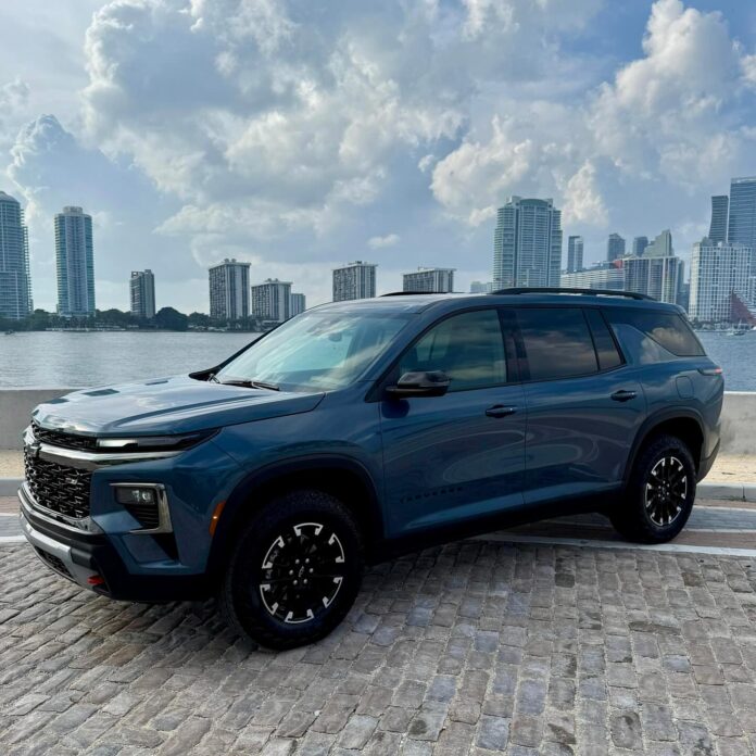 Grande, cΓ³moda y lista para tu familia.π DescubrΓ Miami en modo Chevrolet Traverse. π rentdiff.com