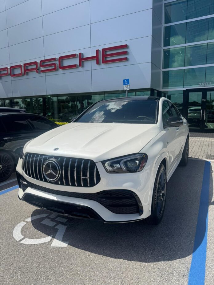 Just added to the fleet and right on time for the weekend. 💥 Brand new arrival 📍Miami 📲DM or text to book now (954)73…