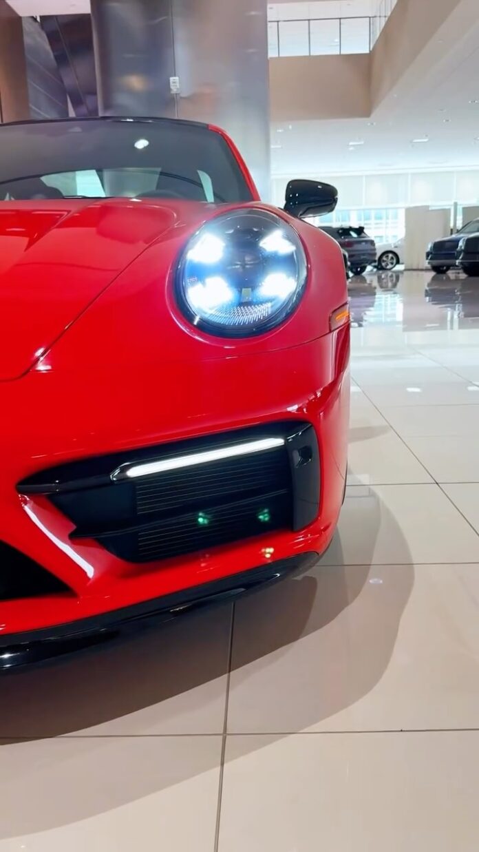 2022 Porsche 911 GTS… the sweet spot between luxury and savage. If you know, you know. 🔥 #Porsche911 #GTS #CarreraGTS #…