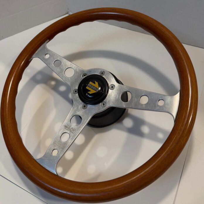 momo super Indy steering wheel 🔥($300 obo) . 35cm , no damage , wood appears to be in great condition !!✨ . . JDM vehic…
