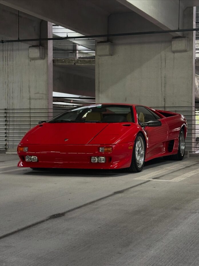 Nothing like going for a drive after a long day, we all have our own way of decompressing. Accelerator pedal therapy sui…