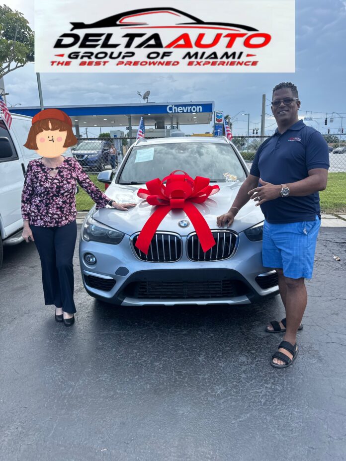 ¡Gracias por tu confianza, María! 🎉🚗 Hoy estrenó su BMW X1 2018 en Delta Auto Group. ¿Buscas auto? Aquí encuentras var…