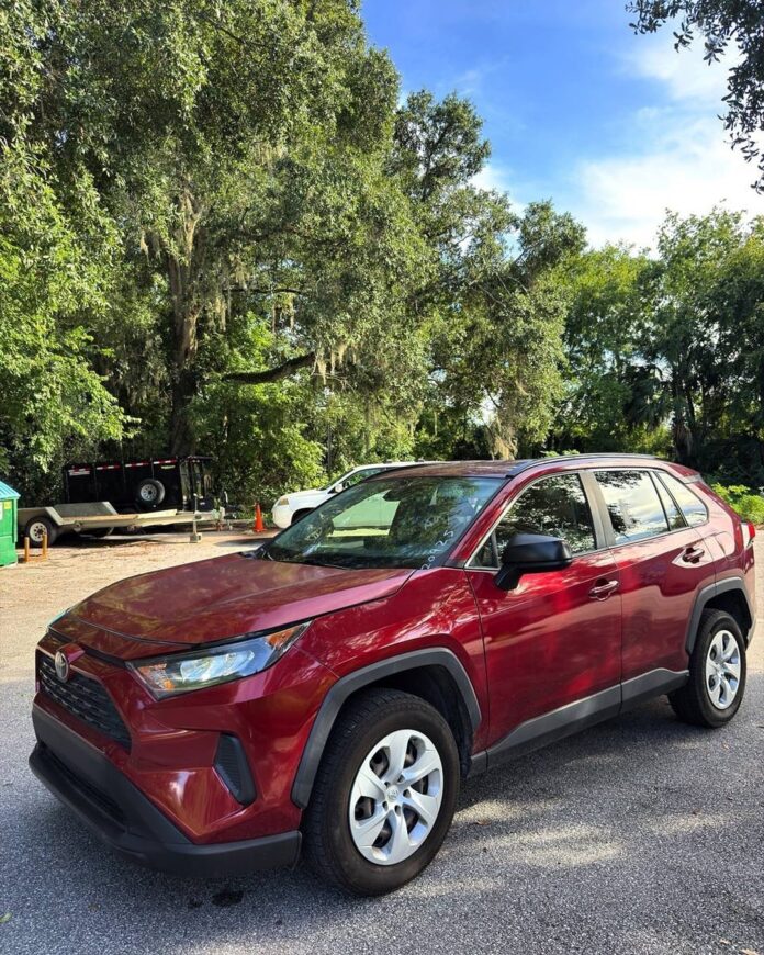 🚙 Toyota RAV4 2021 • 2.5L • LE Package 💎 🔥 One Owner • Excellent Condition • Clean & Reliable 🔥 Looking for a safe, …