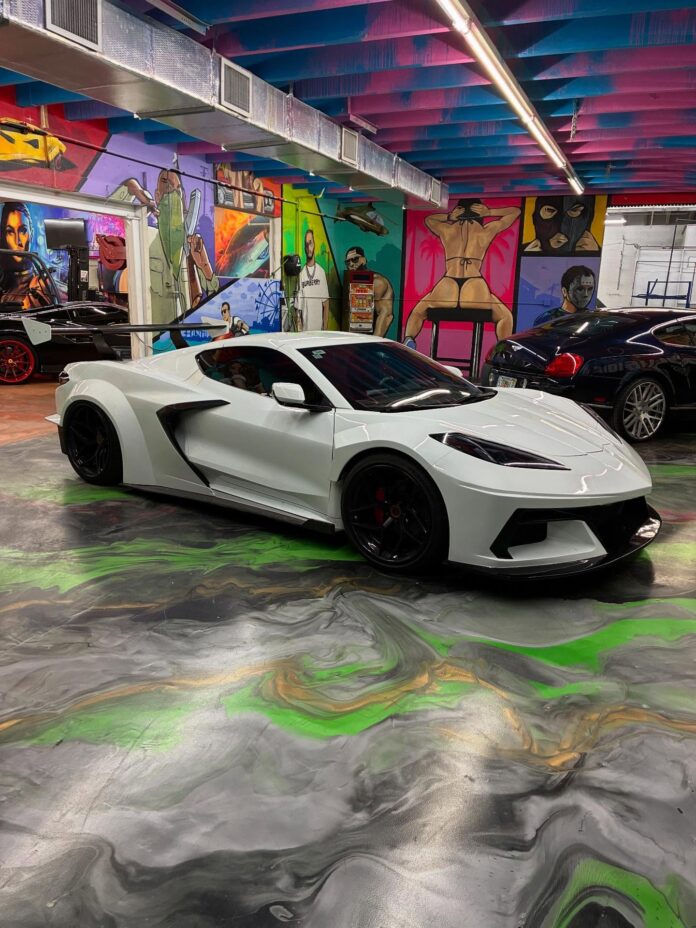 🚗✨ Collision Hub – the only spot for true custom car builds in South Florida. This Corvette is a favorite 😍 We’re givi…