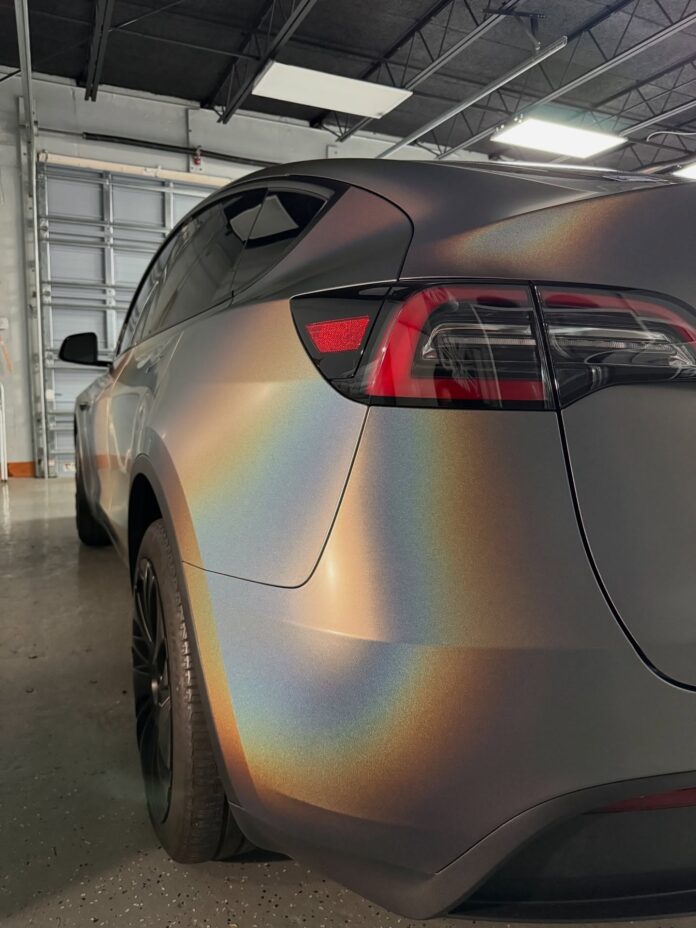 This isn’t just a wrap, it’s an illusion on wheels. 🚗✨ Meet the 3M Psychedelic finish—where every angle tells a differe…