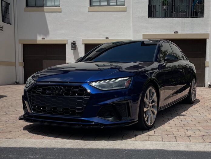 Chrome delete & black roof completed on this Audi. Clean work, precise finish. #Audi #AudiWrap #CarWrap #VinylWrap #Wrap…