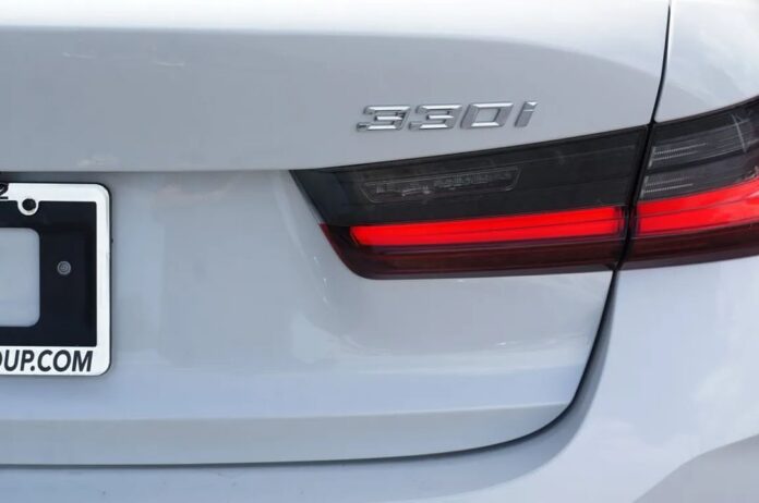 🚘 Now Available at Miami Motor Group 🚘 Experience luxury and performance in the 2024 BMW 330i — where sleek design mee…