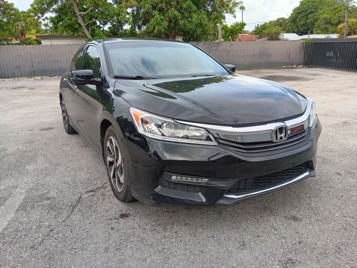 🔥 RESERVA TU CITA AHORA 🛠 Modelo: Honda Accord 2017 ⏲ Kilometraje: 79.105 💵 Precio: 17,590 ¿Te gustaría verlo? ¡Haz t…